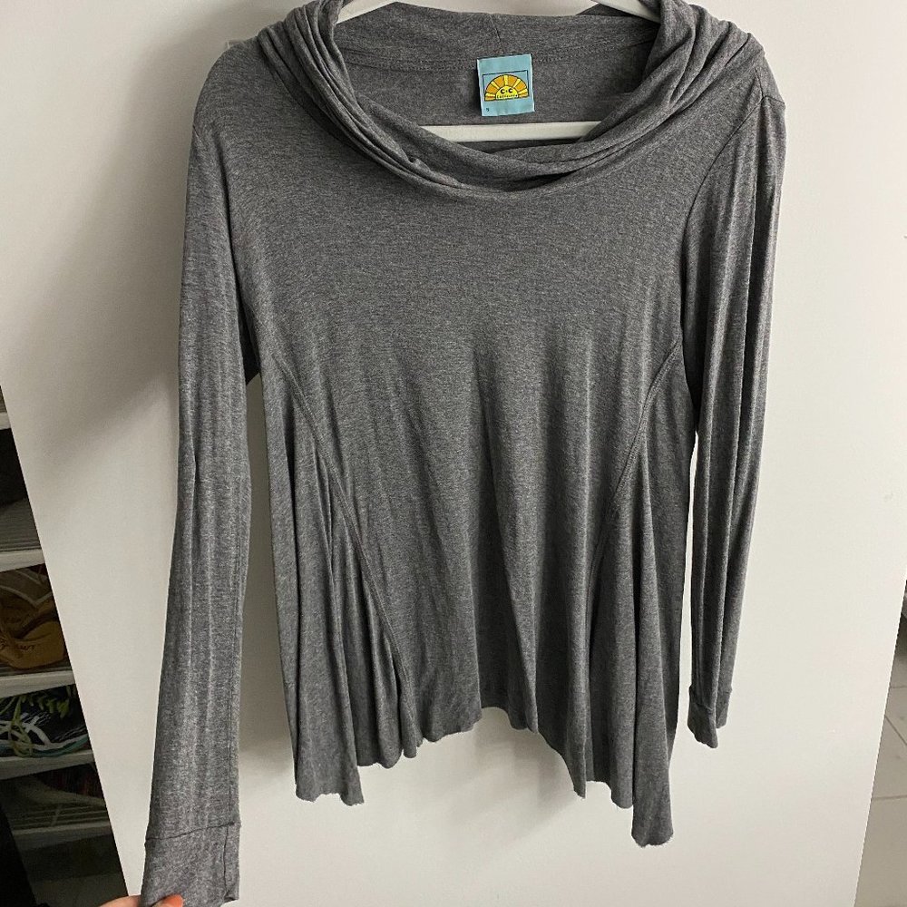 C&C California Cowl Neck Long Sleeve Tunic